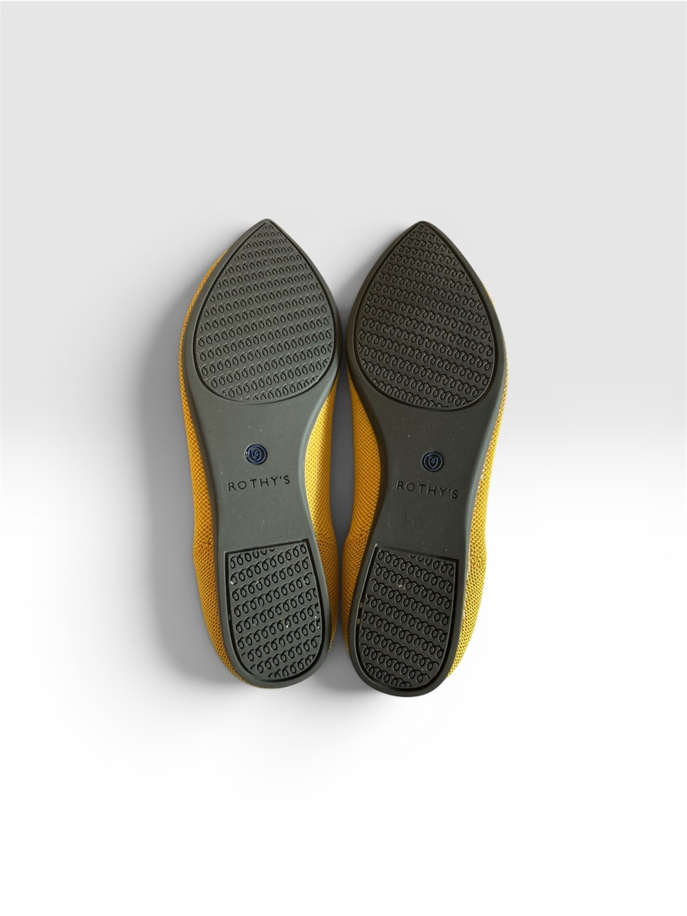 💛🔥 Rothy's The Point Flats Womens 7 Mustard Marigold Yellow Pointed Toe Washable - Picture 4 of 8